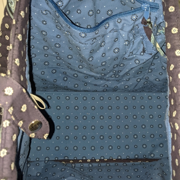 Vera Bradley Large Quilted Tote! Beautiful Blue Paisley Print - Picture 7 of 7
